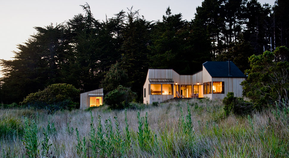 SEA RANCH RESIDENCE,     Architect: Turnbull Griffin Haesloop